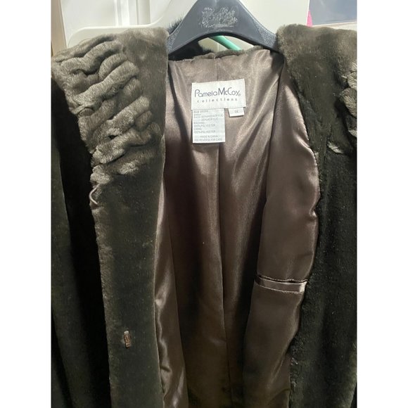 1X Pamela McCoy Faux Fur Shawl Hood Button Collar Fully Lined Black Coat - Picture 7 of 7